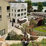 Premium Loft By Castle&danube River Old Town Free Parking Apartment *