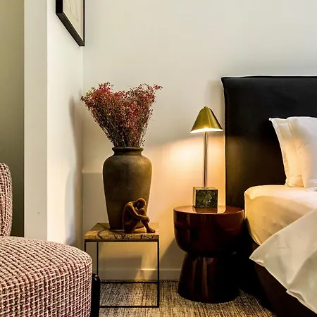 Premium Loft By Castle&danube River Old Town Free Parking Апартаменты