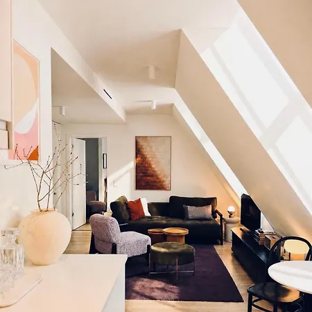 Vydrica Loft By Castle&danube Riverside Parking Free Appartamento Bratislava