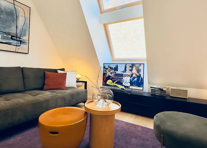 Elegant Vydrica Loft By Castle&Danube River Old Town Free Parking *